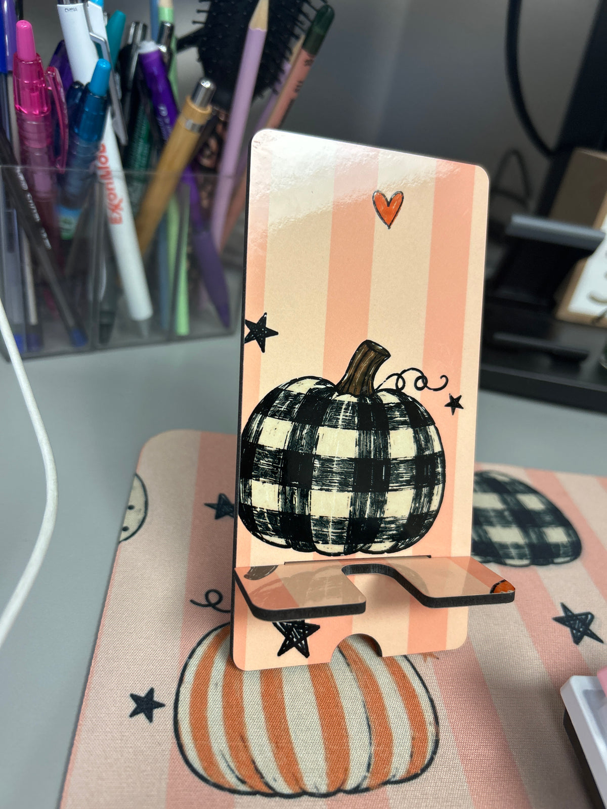Fall Harvest Phone Stand